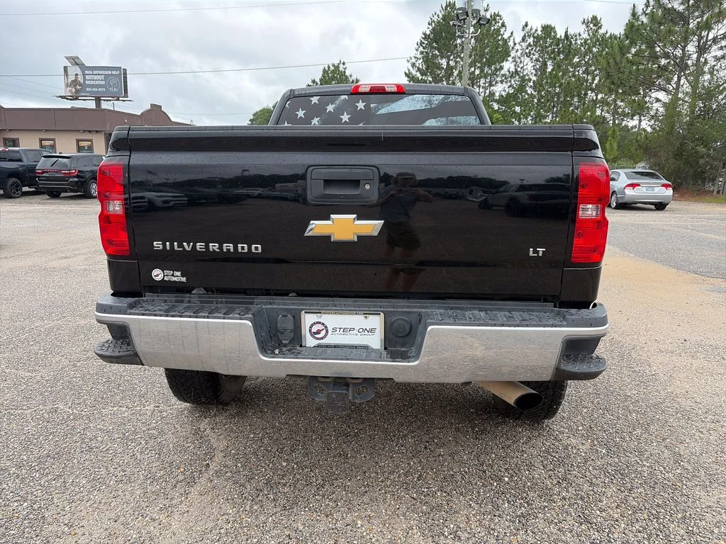 Used 2017 Black Chevrolet LT image 5