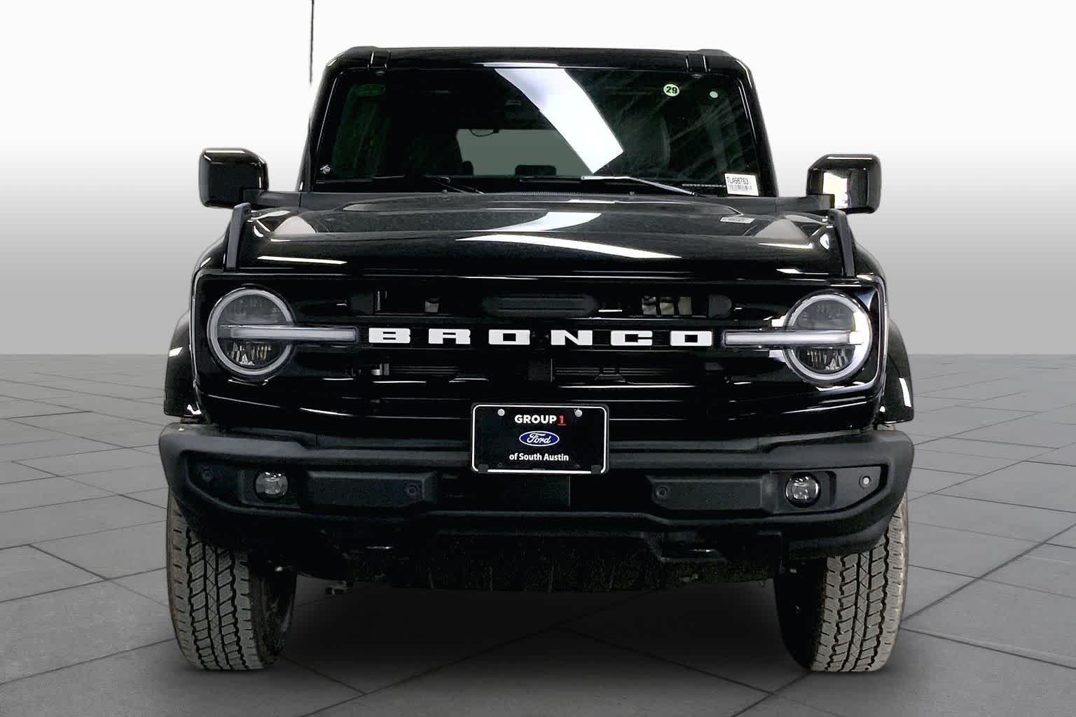 New 2026 Shadow Black Ford Outer Banks® image 3