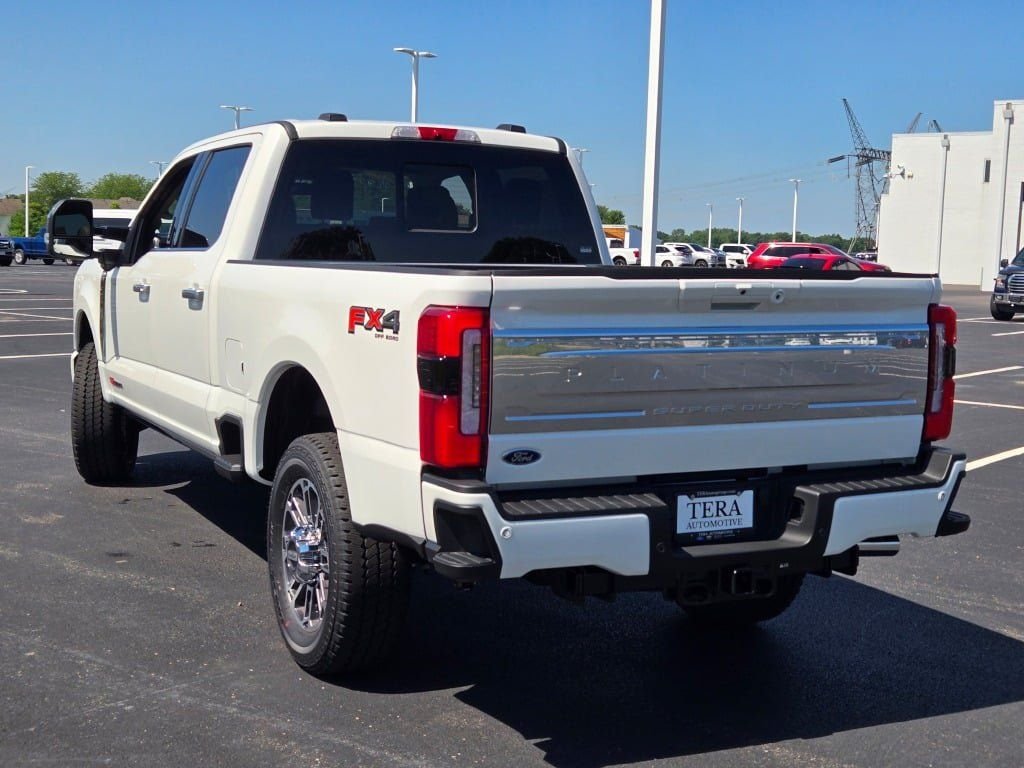 New 2026 Star White Metallic Tri-Coat Ford F-250® Platinum® image 19