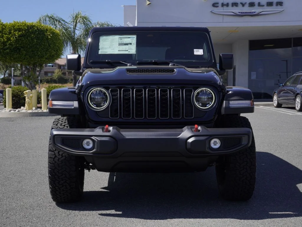 New 2026 Black Clear-Coat Exterior Paint Jeep Rubicon image 8