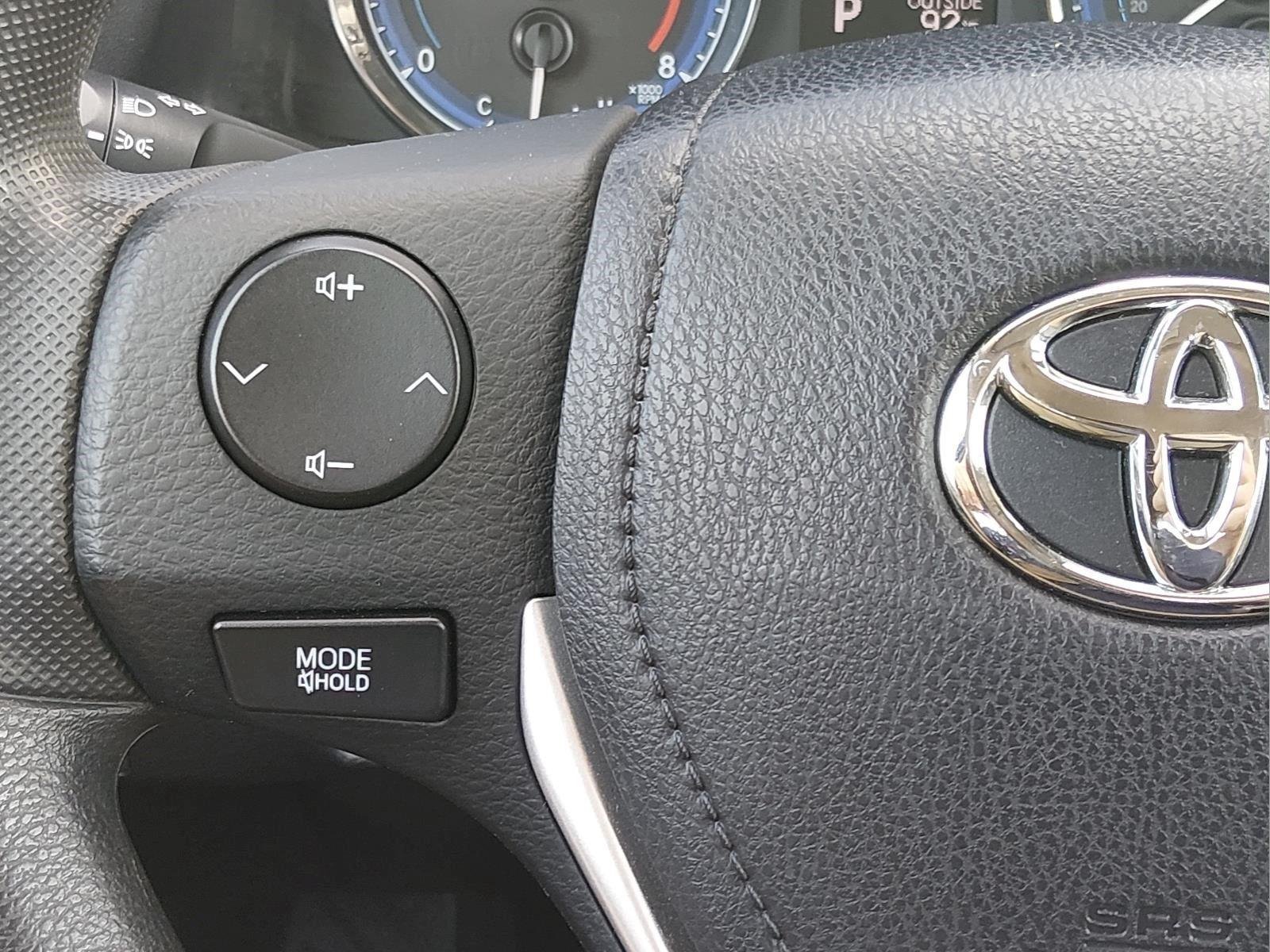Used 2018 Galactic Aqua Mica Toyota LE image 28