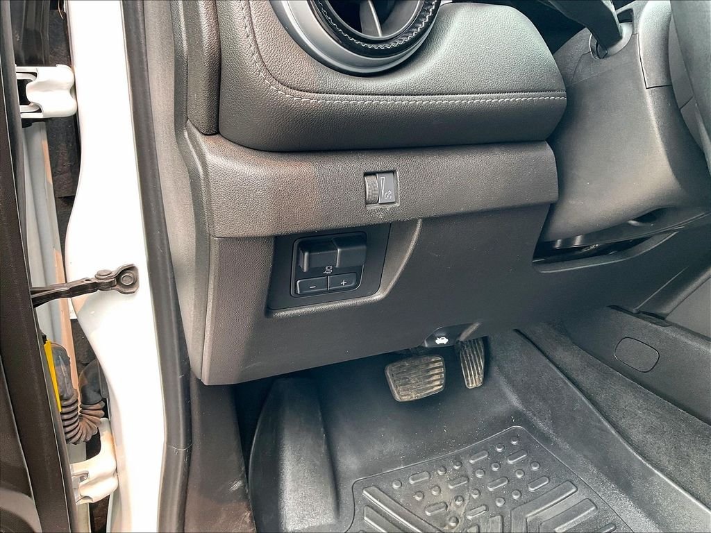 Used 2023 Summit White Chevrolet LT image 25