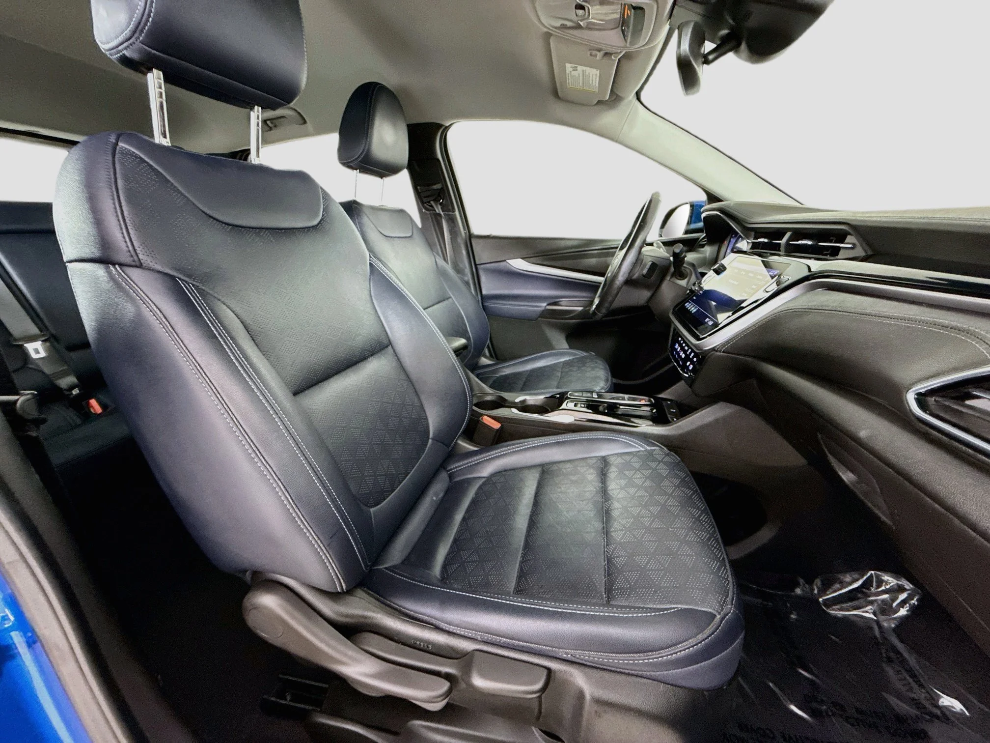 Used 2022 BRIGHT BLUE METALLIC Chevrolet LT image 28