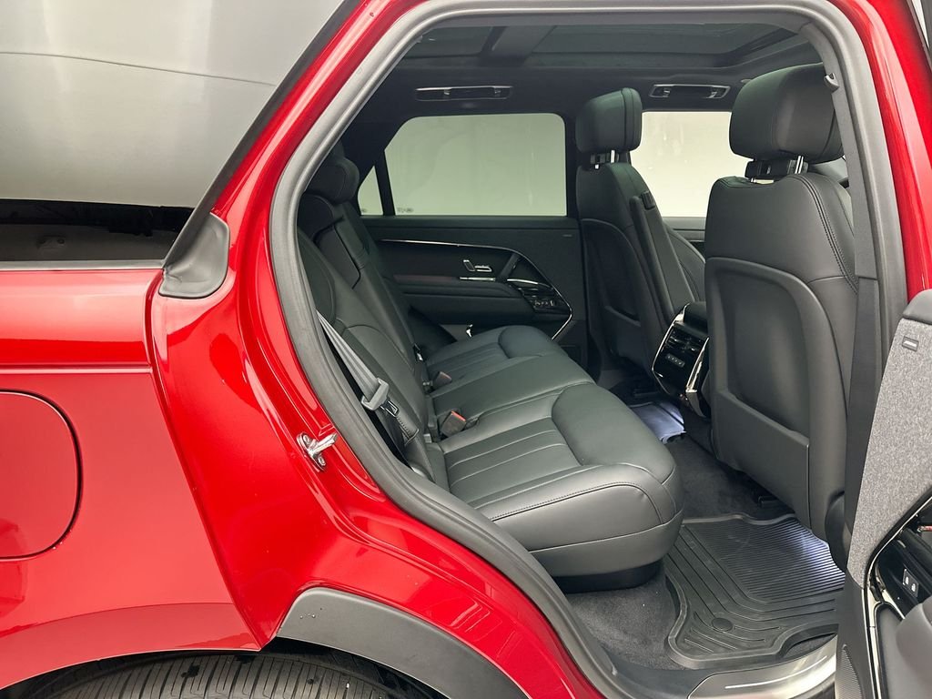 Used 2025 Firenze Red Metallic Land Rover Dynamic SE image 5