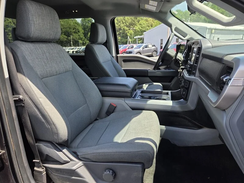 Used 2022 Agate Black Metallic FORD XLT image 15