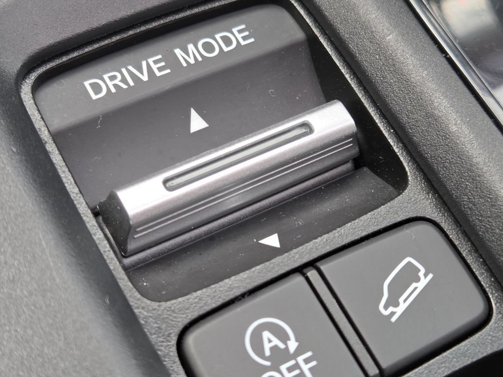 Used 2024 sparkle silver metallic Honda EX image 16