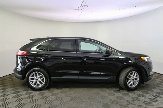 Used 2024 Black Ford SEL image 14