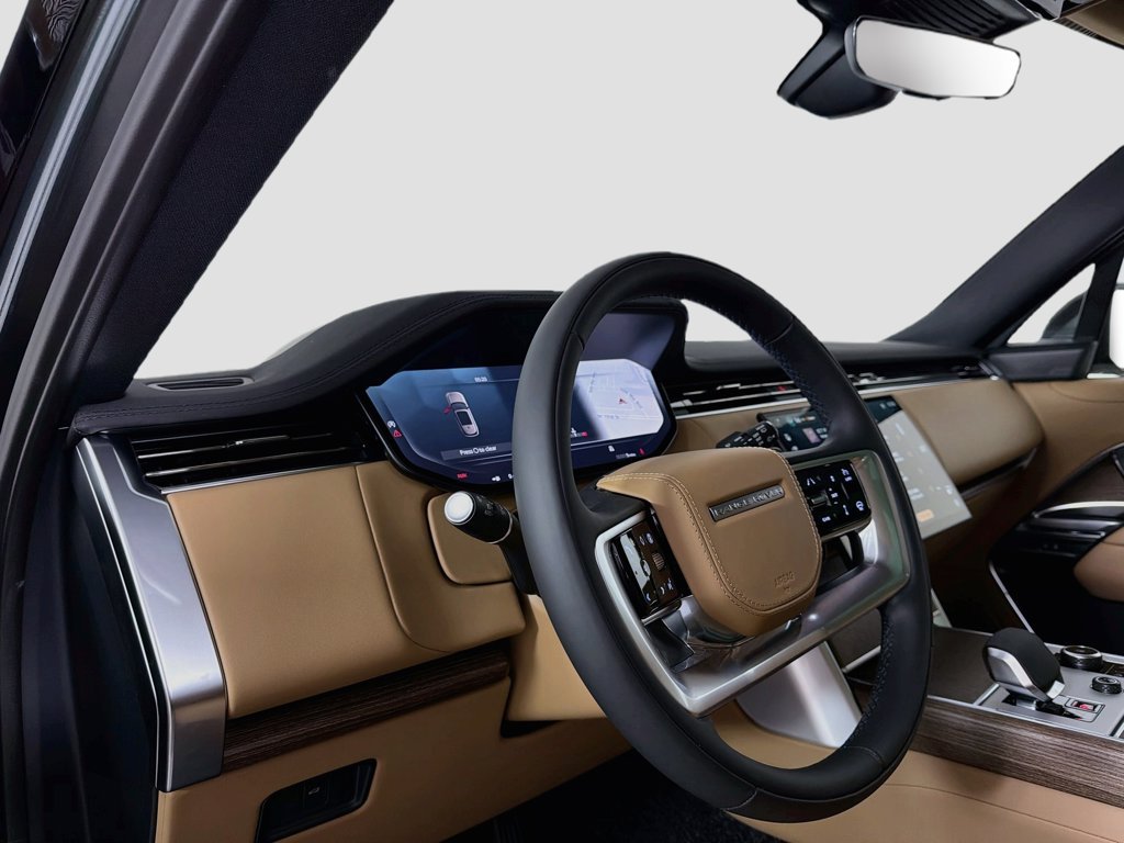 New 2027 Belgravia Green Land Rover SE image 9