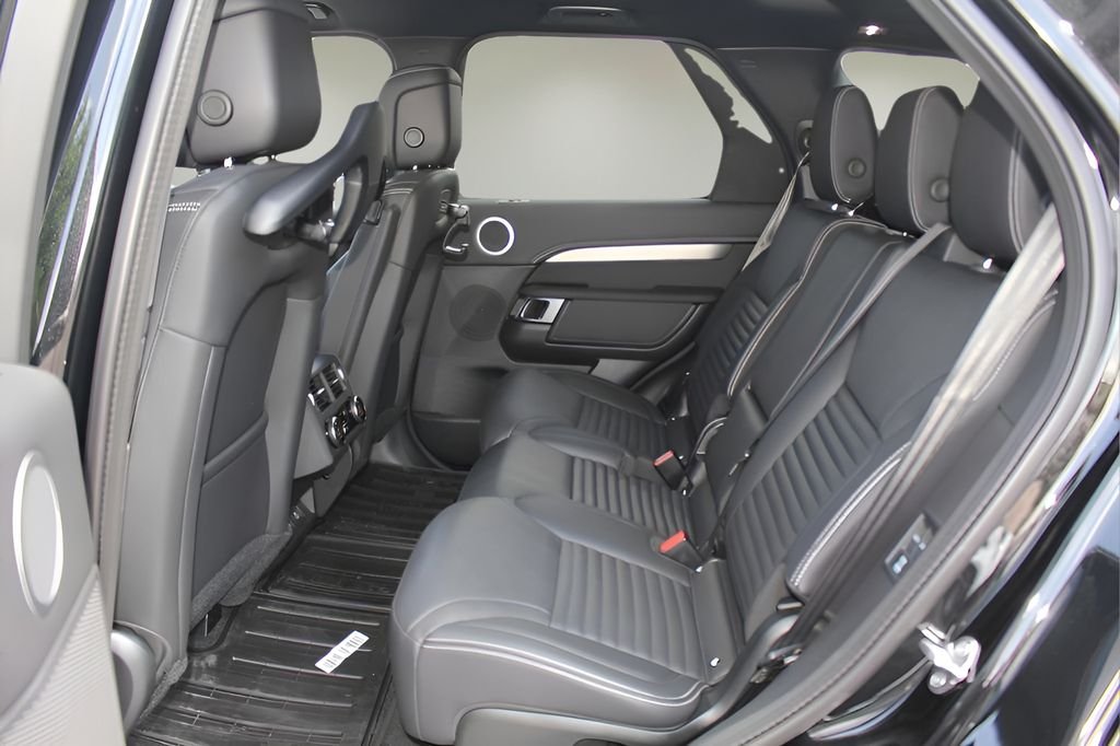 2025 Land Rover Discovery Dynamic SE - Photo 11