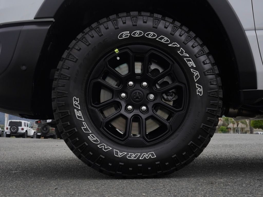 New 2026 Bright White Clear-Coat Exterior Paint RAM Rebel image 8