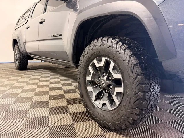 Certified 2022 Toyota Tacoma TRD Off Road with VIN 3TMDZ5BN9NM135866 for sale in Shakopee, Minnesota