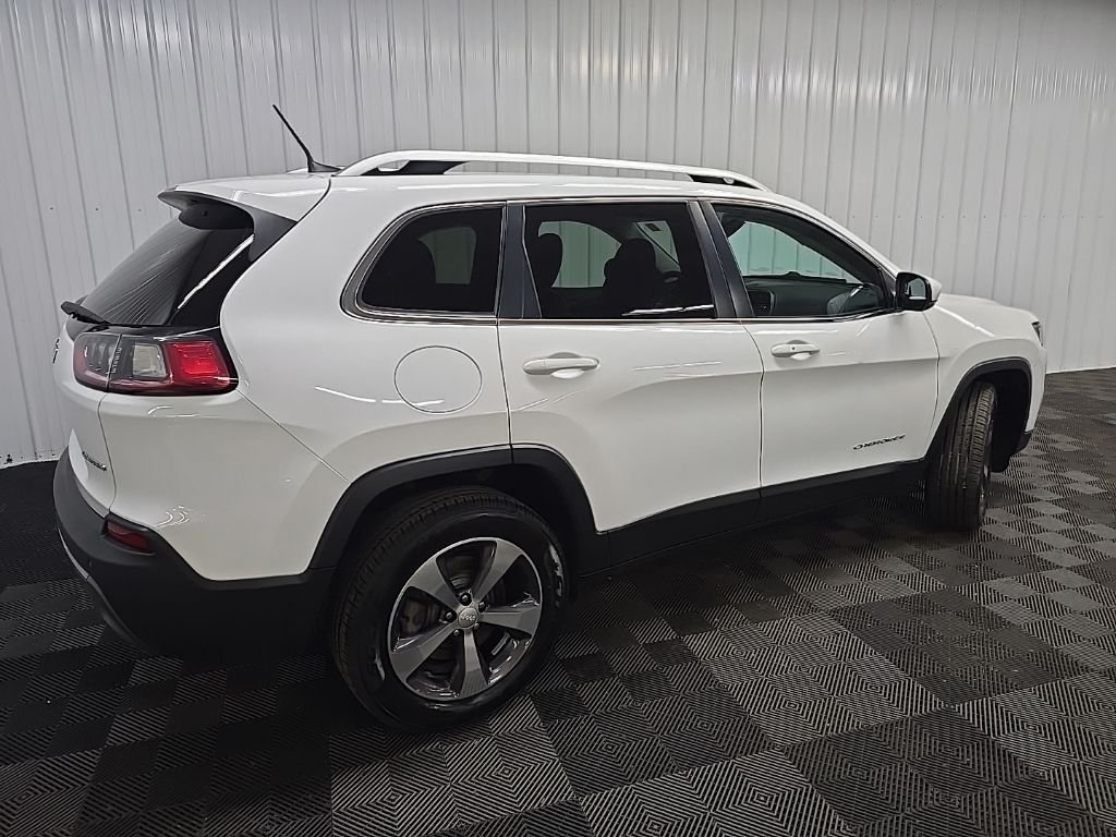 Used 2020 White Jeep Limited image 3
