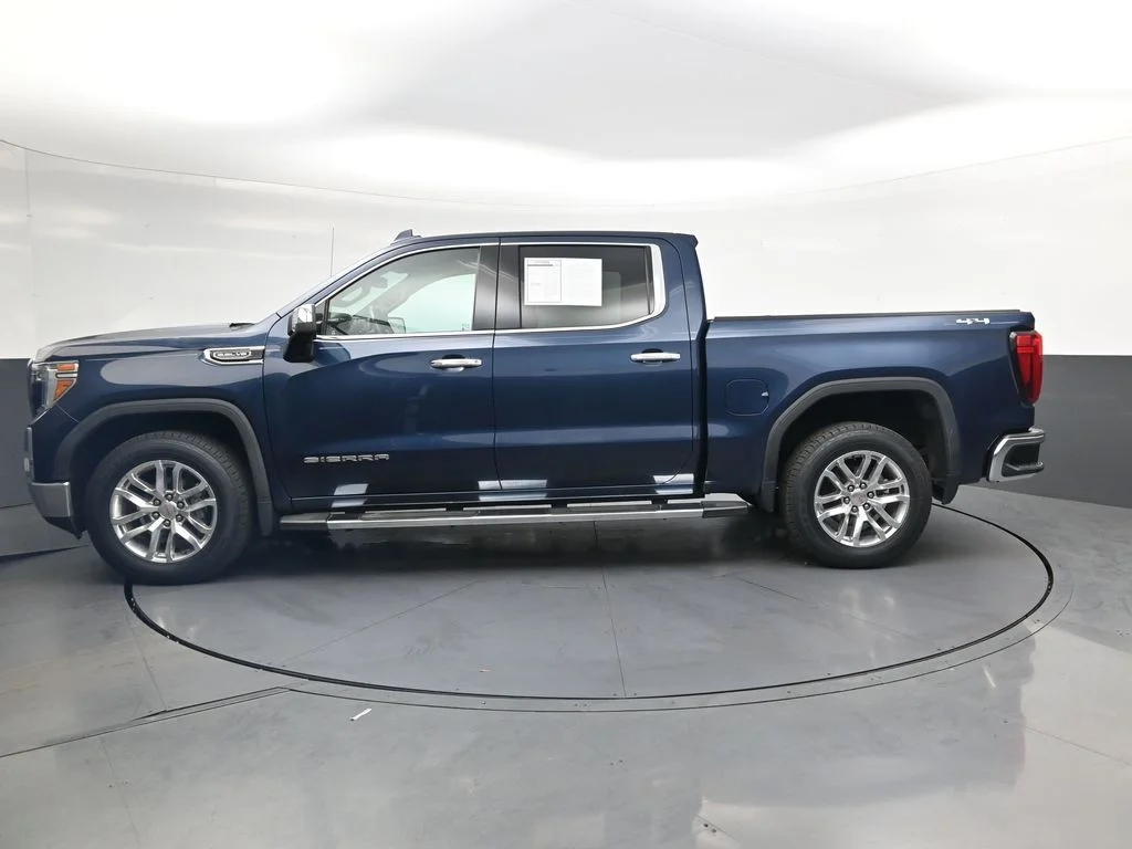 Used 2020 Blue GMC SLT image 12