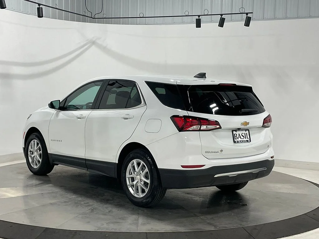 Used 2024 White Chevrolet LT image 14