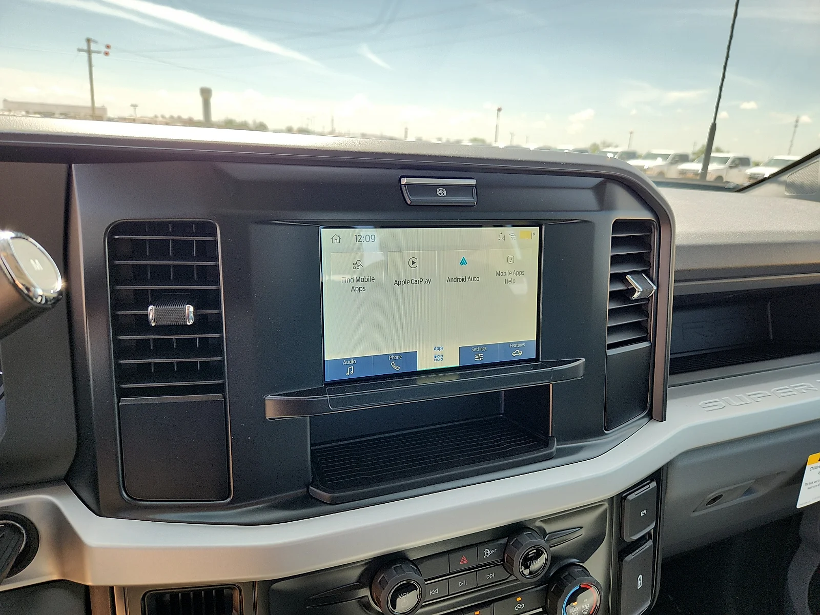 New 2026 Oxford White Ford F-450® XL image 24