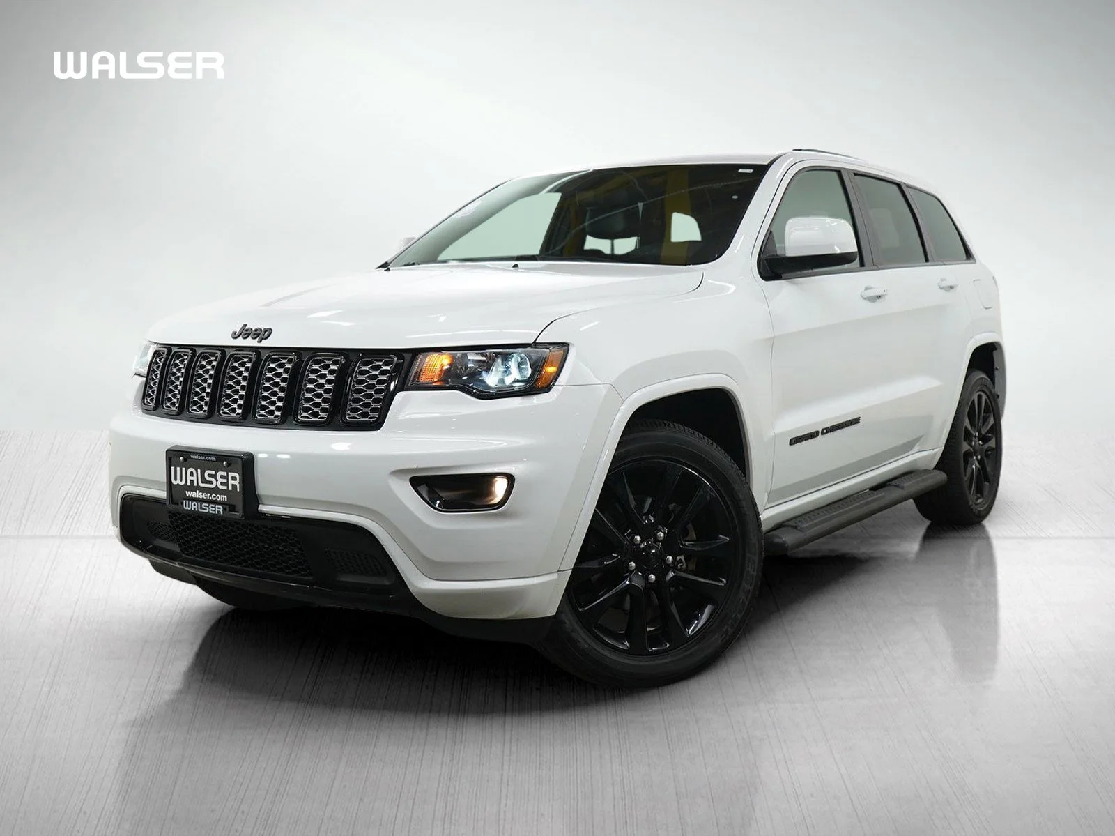 2019 Jeep Grand Cherokee Altitude 4WD's photo