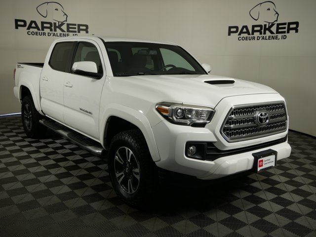 Certified Used 2017 Super White Toyota Double Cab TRD Sport 2WD image 4