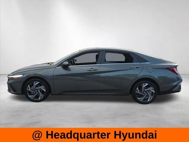 2025 Hyundai Elantra SEL - Photo 8
