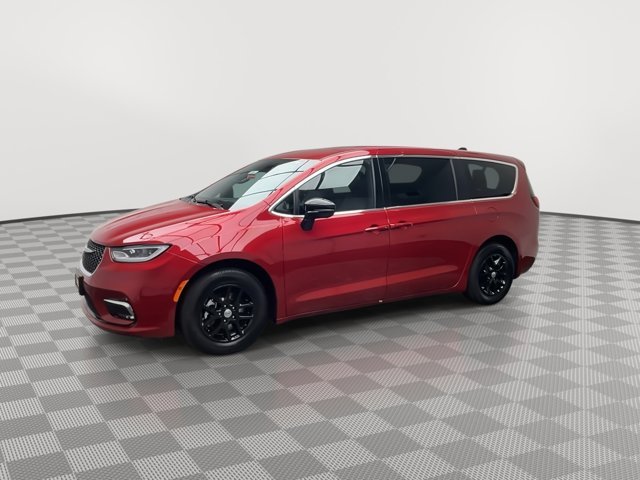2025 Chrysler Pacifica Select - Photo 34