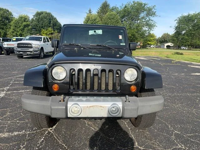 Used 2010 Black Jeep Sahara image 2