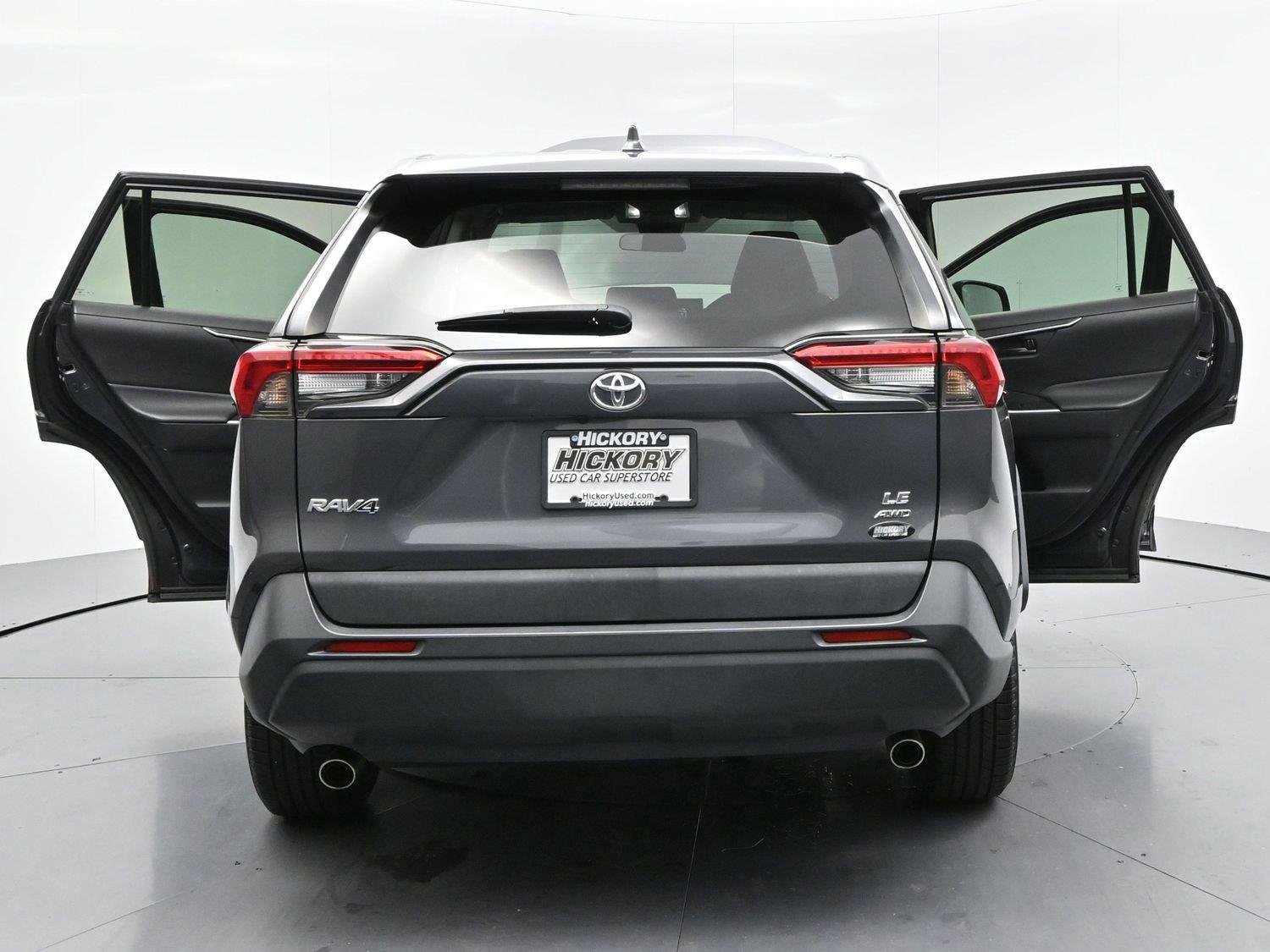 Used 2022 Magnetic Gray Metallic Toyota LE image 40