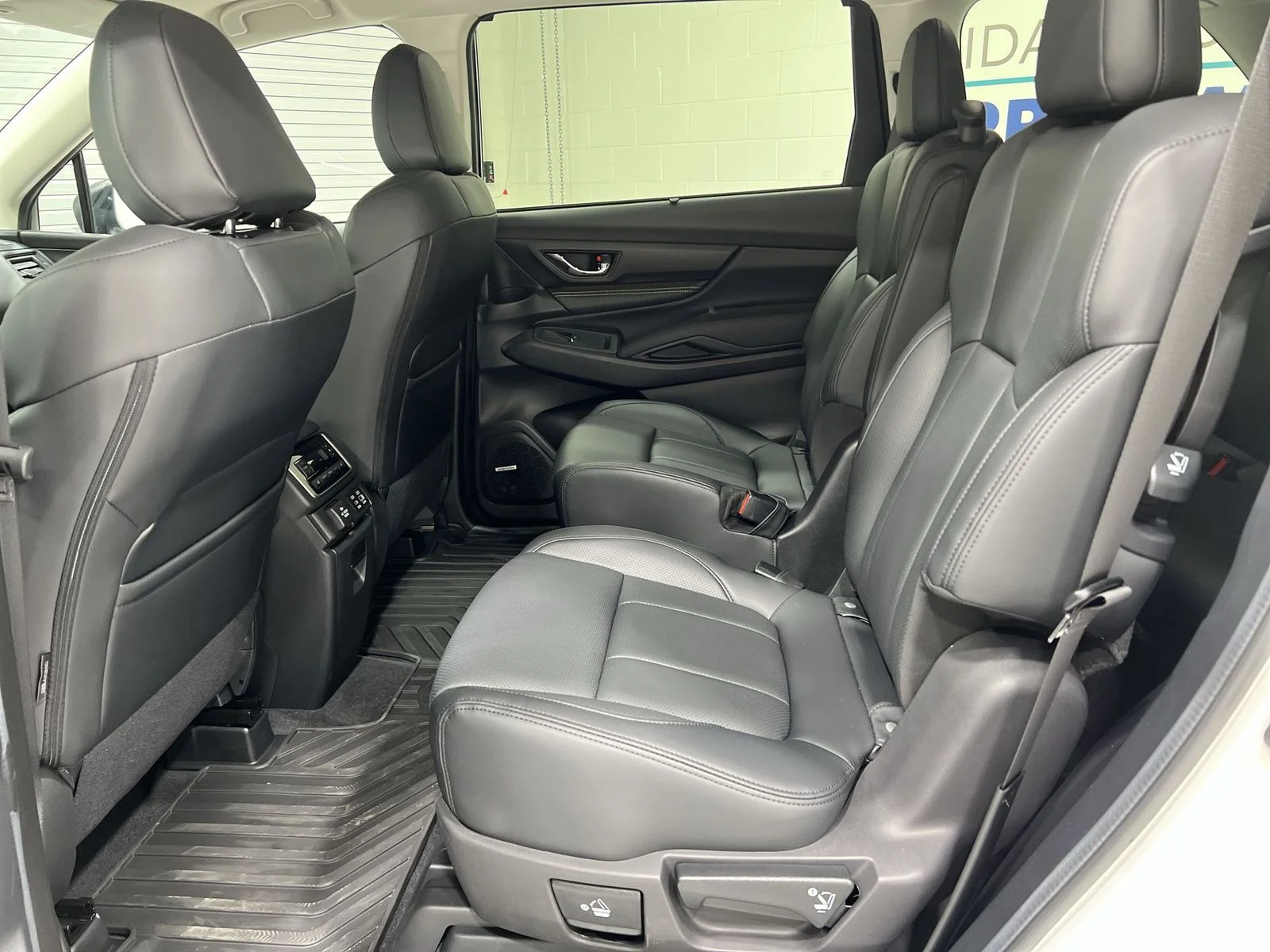 2025 Subaru Ascent Onyx Edition-Touring - Photo 23