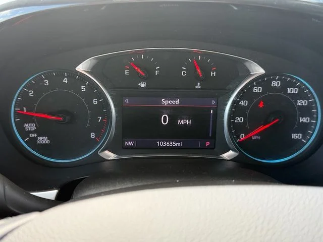 Used 2020 White Chevrolet 3LT image 24