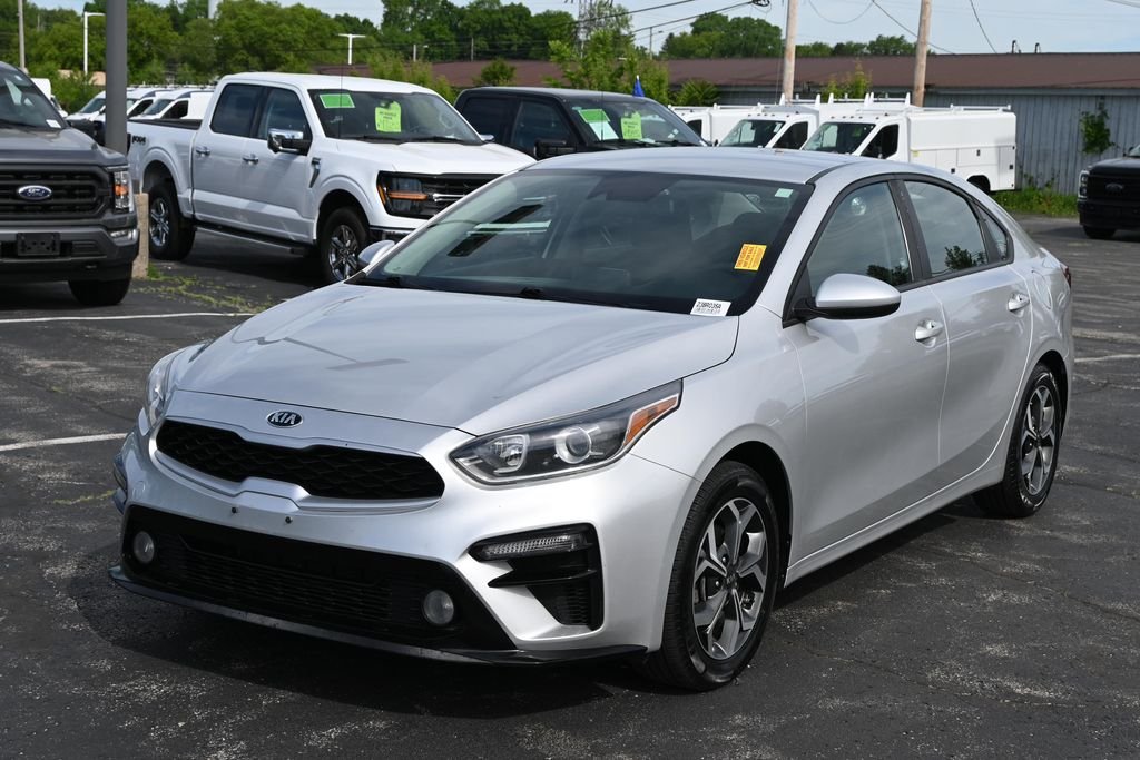 Certified Used 2019 Silky Silver Kia LXS image 5