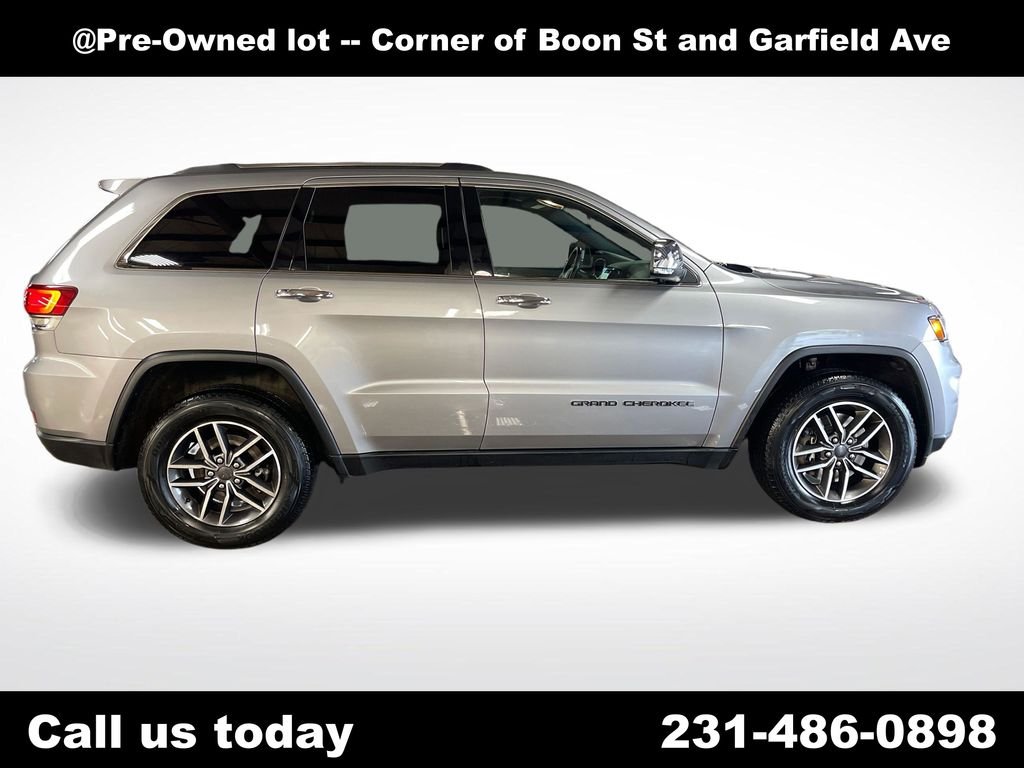 Used 2021 Silver Jeep Limited image 6