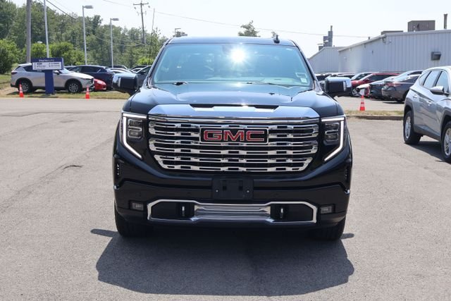Used 2022 Onyx Black GMC Denali image 9