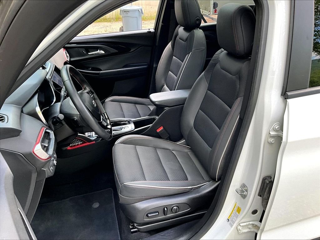 Used 2021 Summit White Chevrolet RS image 10