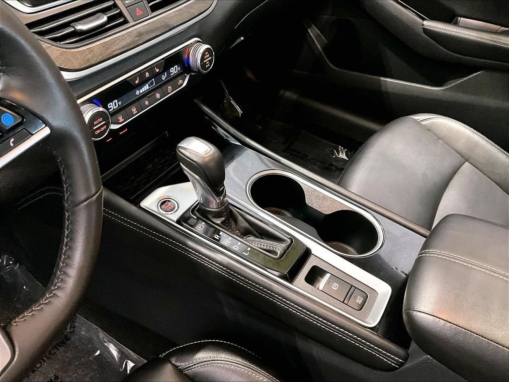 Used 2023 Black Nissan 2.5 SL image 13