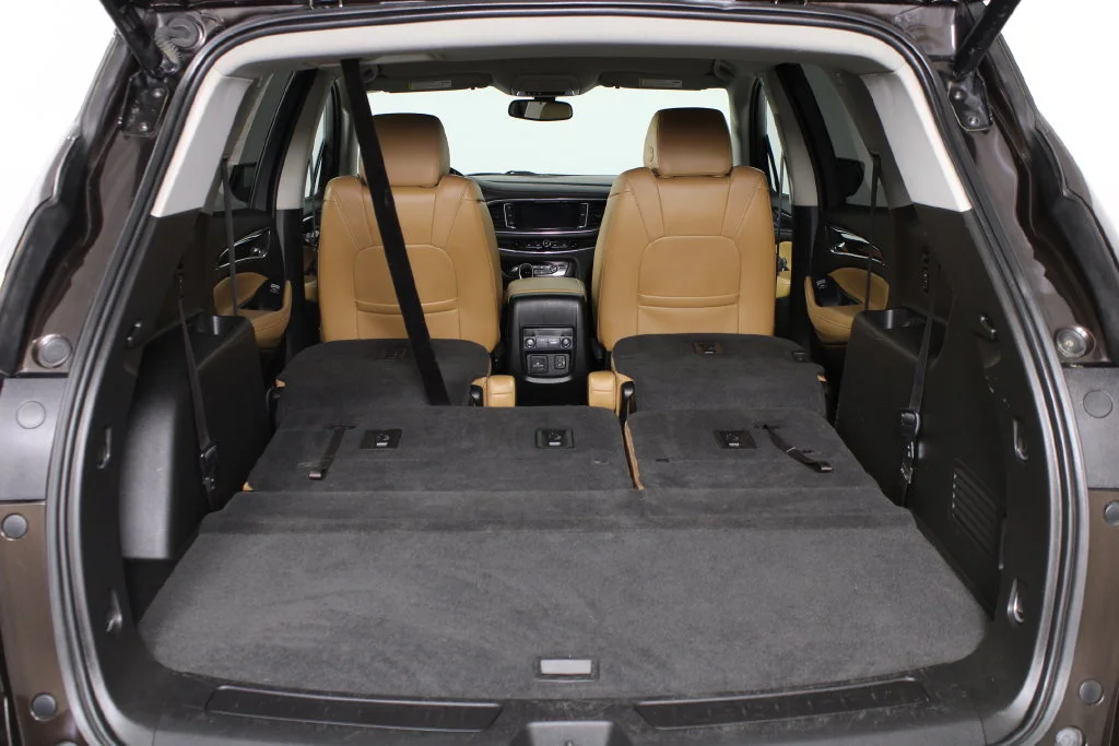 Used 2019 Brown Buick Essence image 9