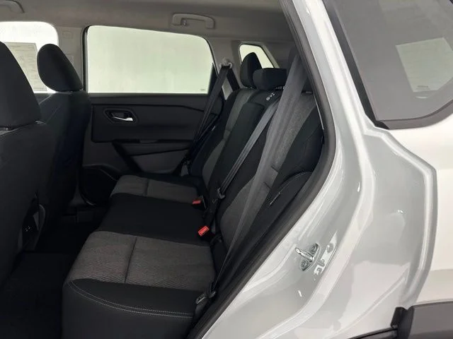 New 2026 Everest White Pearl TriCoat Nissan SV image 24