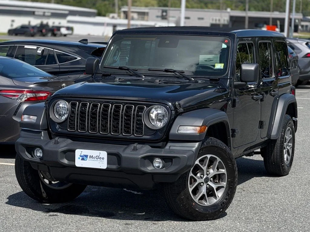 Used 2024 Black Jeep Sport S image 1