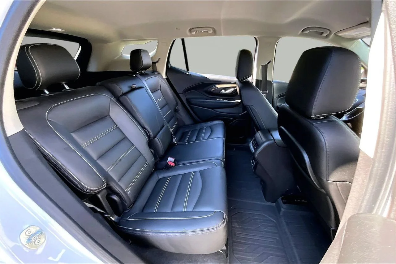 Certified Used 2022 White GMC Denali image 22