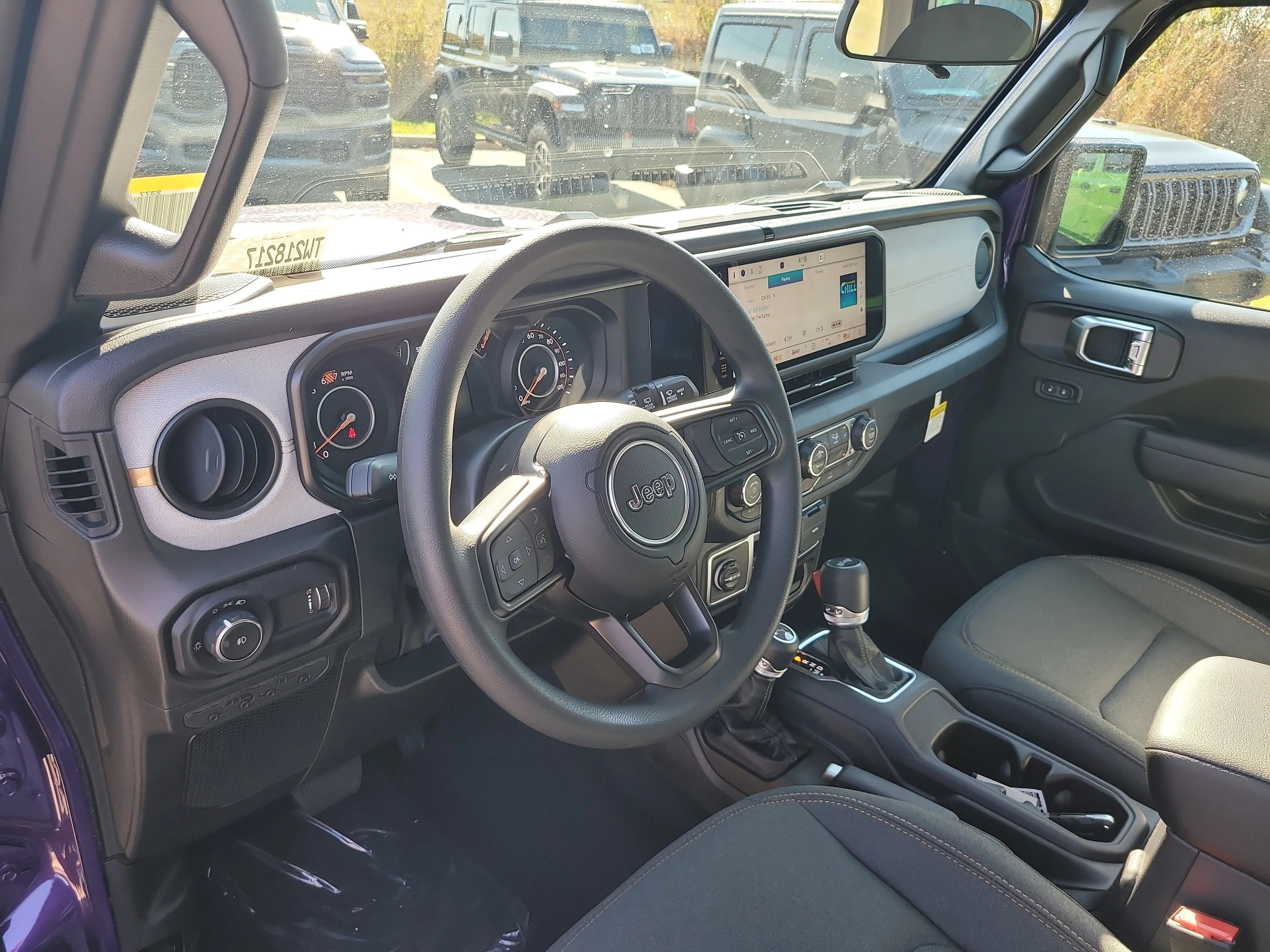 New 2026 Reign Jeep Sport image 14