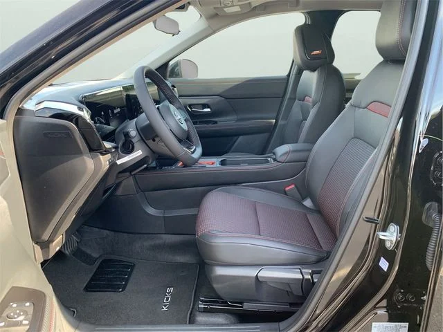 2026 Nissan KICKS SR AWD - Photo 13
