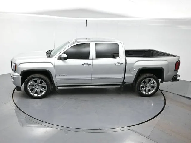 Used 2018 QUICKSILVER METALLIC GMC Denali image 34