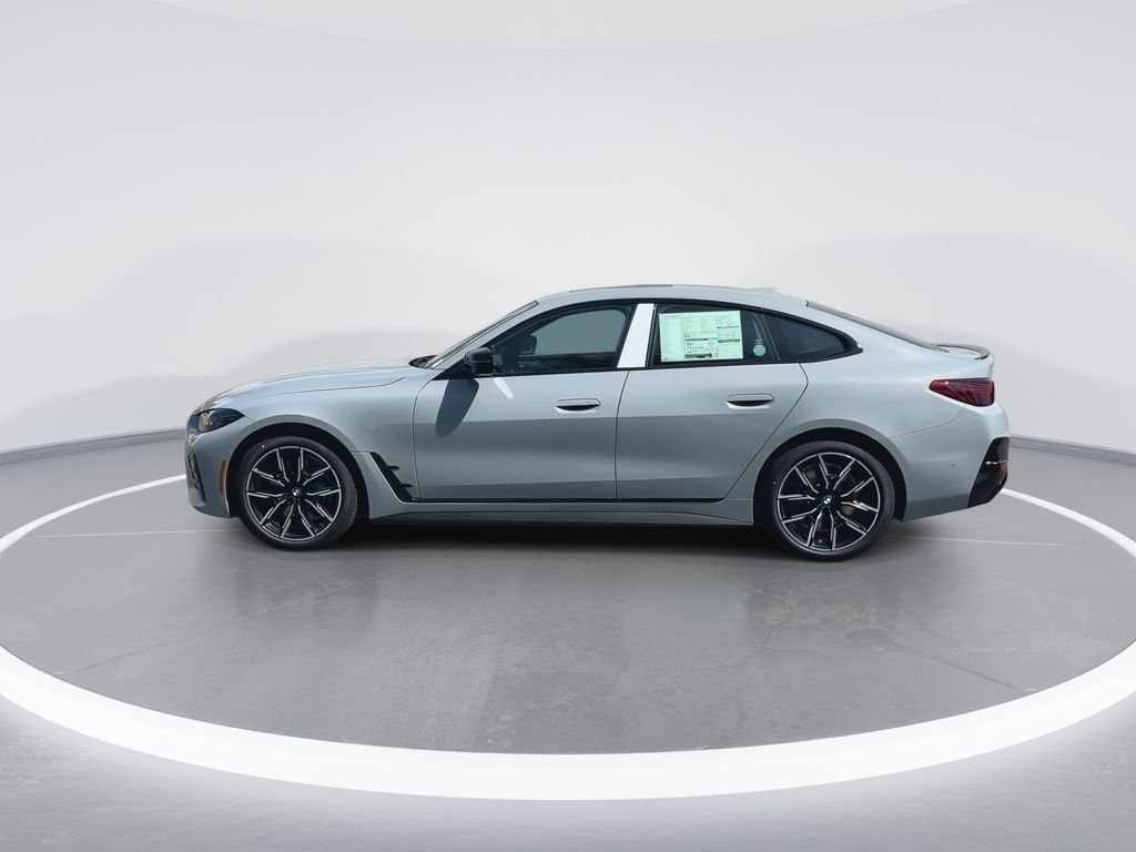 New 2026 Gray BMW xDrive40 image 5