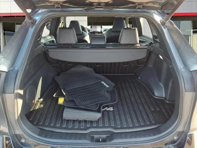 Certified Used 2021 MID BLCK/MAG GRAY Toyota  image 19