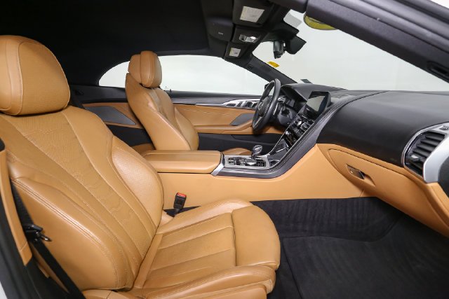 Used 2019 White BMW M850i xDrive image 17