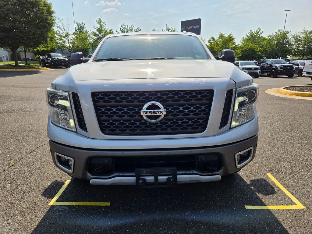 Used 2017 Silver Nissan PRO-4X image 2