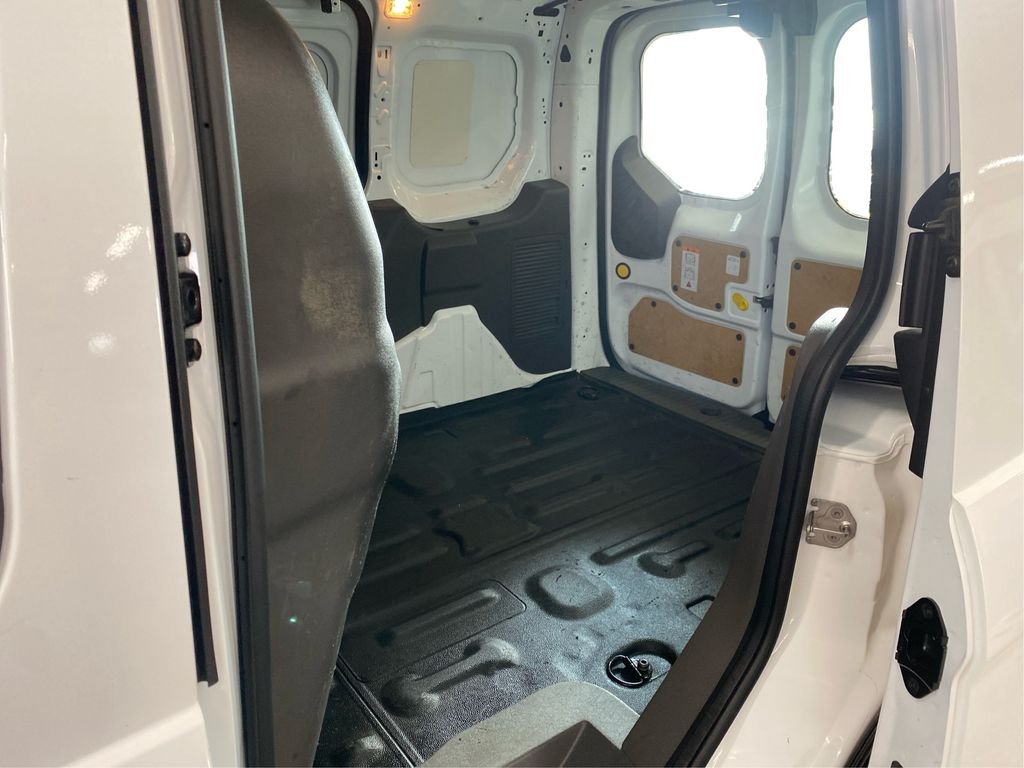 Used 2023 White Ford XL image 8