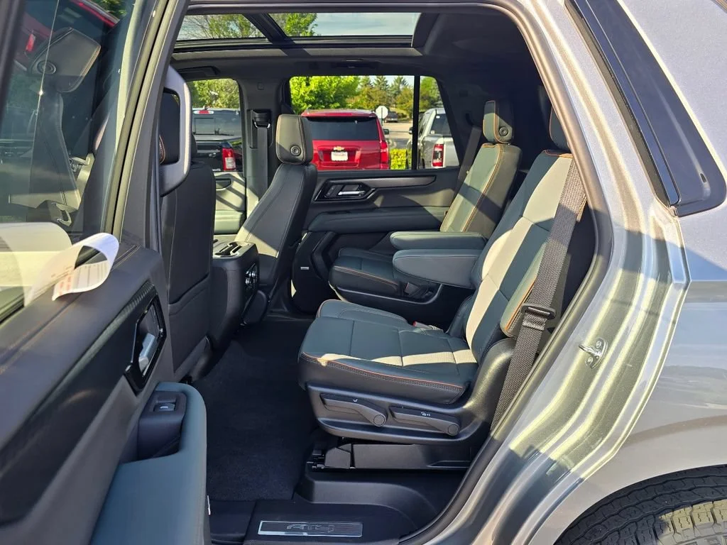 2025 GMC Yukon AT4 - Photo 25