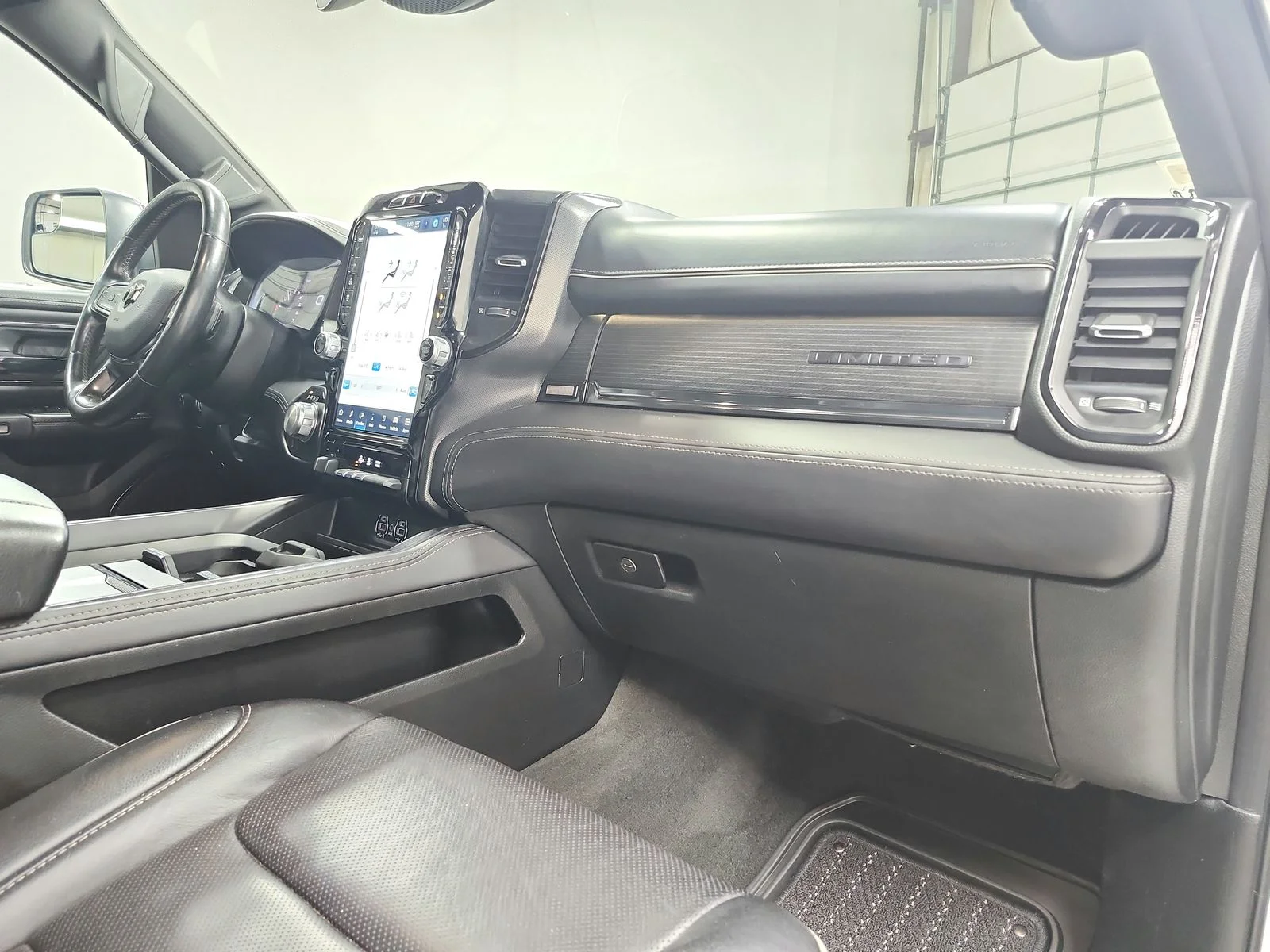 Used 2023 White Ram Limited image 43