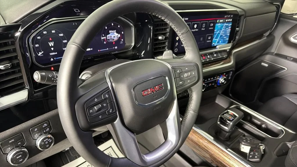 Used 2026 Downpour Metallic GMC Elevation image 24
