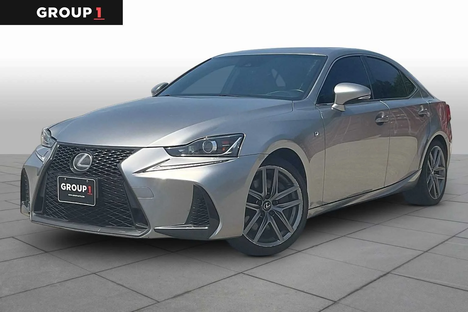 2017 Lexus IS 350 200t's photo