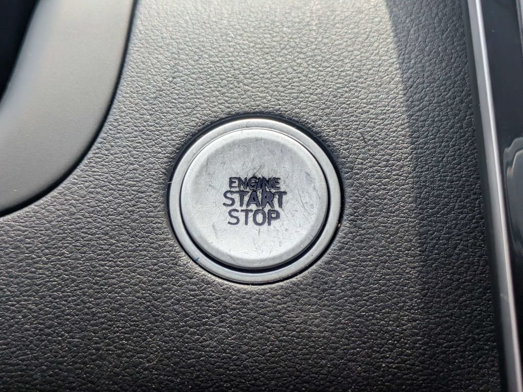 Used 2024 Gray Hyundai SEL image 32