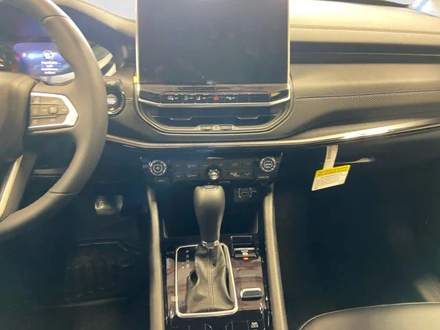 New 2026  Jeep Limited image 12